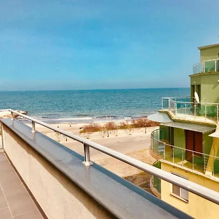 Atlantic Apartment